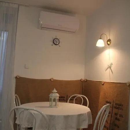 Tengereszlak Apartman